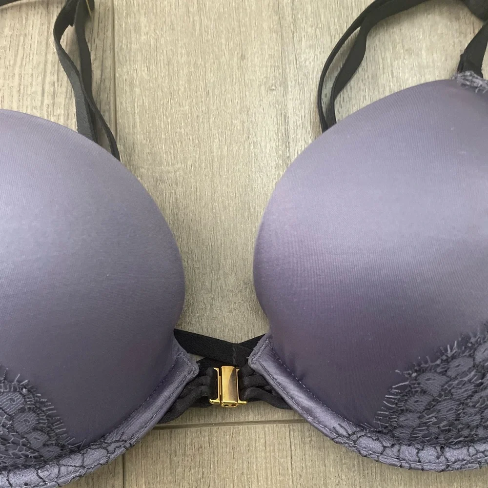 HOLD Stunning Victoria’s Secret Violet Blue Front Close Very Sexy Push-up Bra - Picture 4 of 7